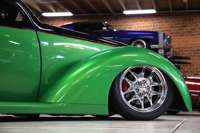Ford-Coupe-1937-Gasser-Green-Metalli-Black-40