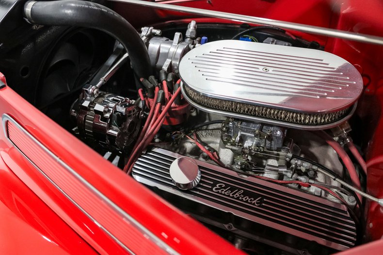Ford-Coupe-1937-Red-Black-10