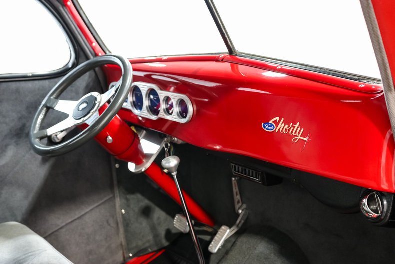 Ford-Coupe-1937-Red-Black-15