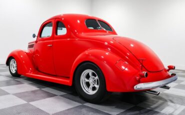 Ford-Coupe-1937-Red-Black-4