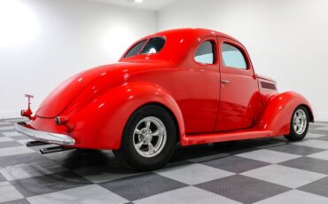 Ford-Coupe-1937-Red-Black-6