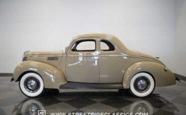 Ford-Coupe-1939-Folkstone-Gray-Tan-1