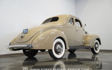 Ford-Coupe-1939-Folkstone-Gray-Tan-20