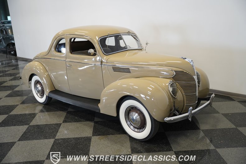 Ford-Coupe-1939-Folkstone-Gray-Tan-26