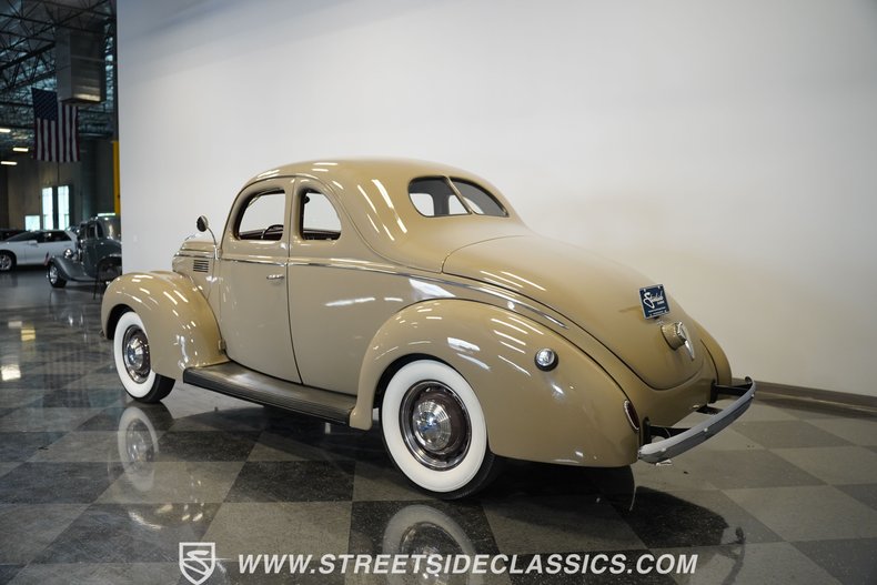 Ford-Coupe-1939-Folkstone-Gray-Tan-30