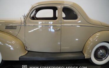 Ford-Coupe-1939-Folkstone-Gray-Tan-33