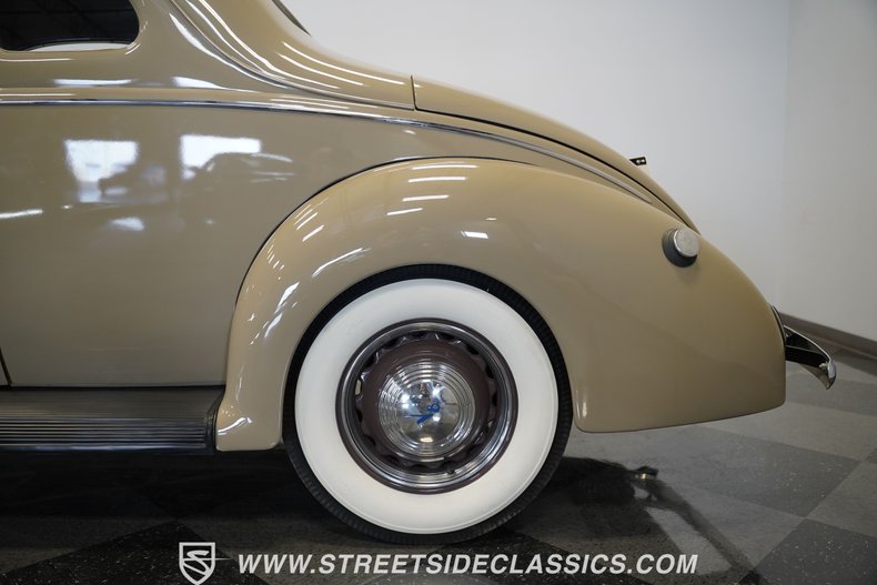 Ford-Coupe-1939-Folkstone-Gray-Tan-34