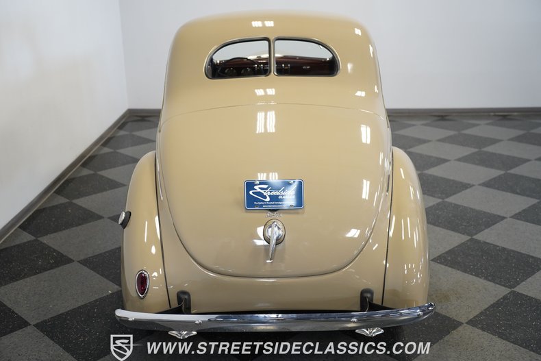 Ford-Coupe-1939-Folkstone-Gray-Tan-36