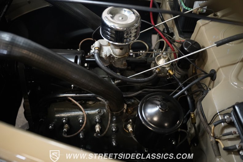 Ford-Coupe-1939-Folkstone-Gray-Tan-41