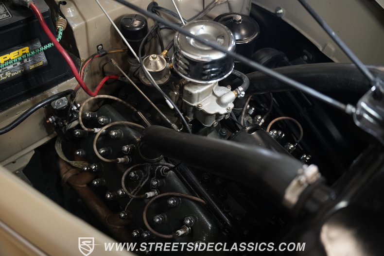 Ford-Coupe-1939-Folkstone-Gray-Tan-42