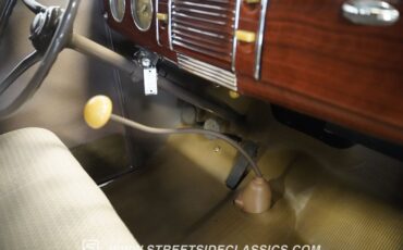Ford-Coupe-1939-Folkstone-Gray-Tan-45