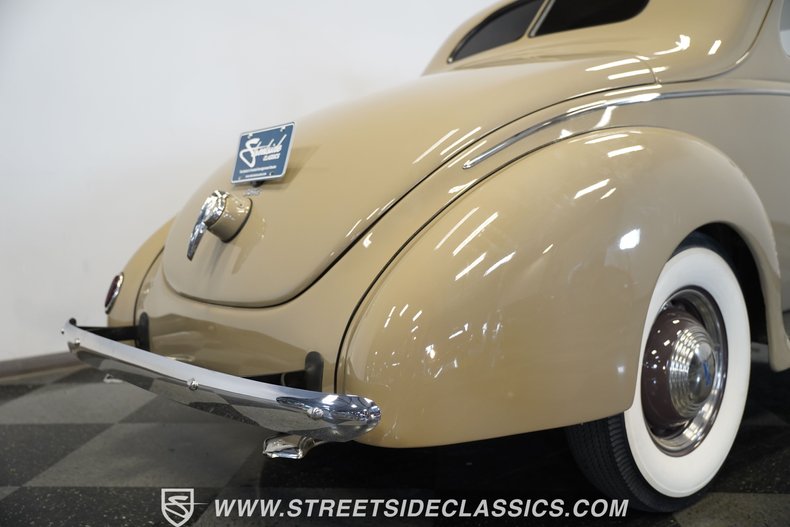 Ford-Coupe-1939-Folkstone-Gray-Tan-49