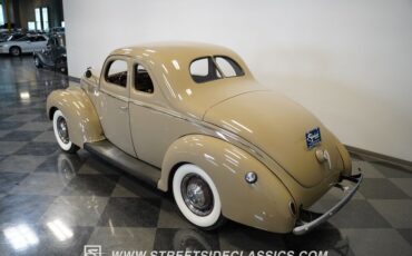 Ford-Coupe-1939-Folkstone-Gray-Tan-7