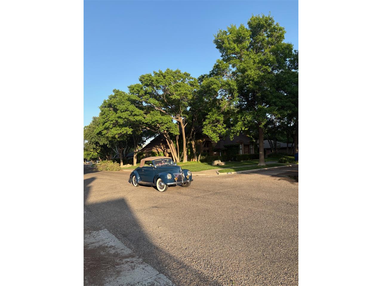 Ford-Coupe-1939-Navy-blue-Tan-20