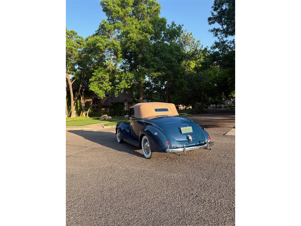 Ford-Coupe-1939-Navy-blue-Tan-26
