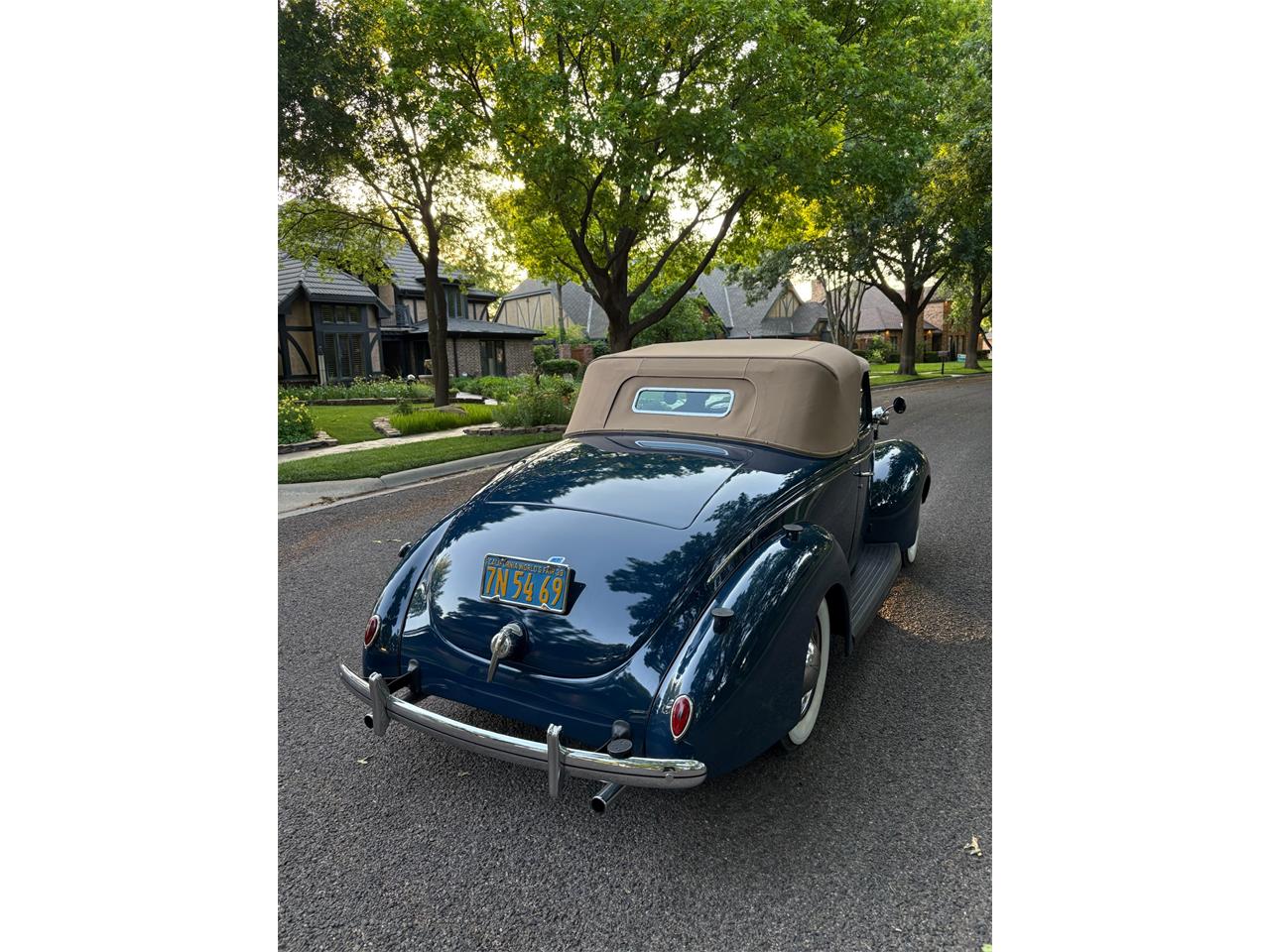 Ford-Coupe-1939-Navy-blue-Tan-52