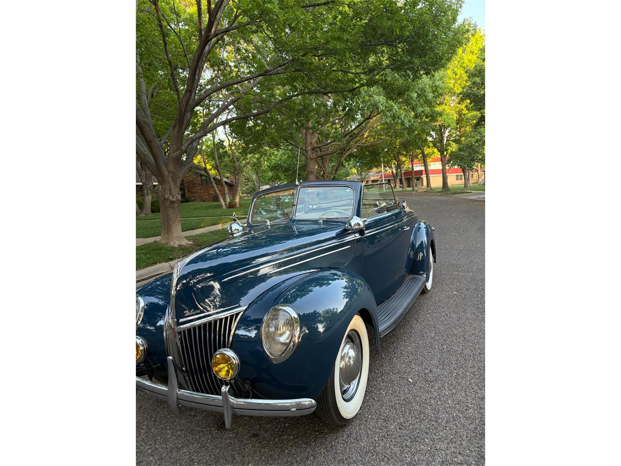 Ford-Coupe-1939-Navy-blue-Tan-57