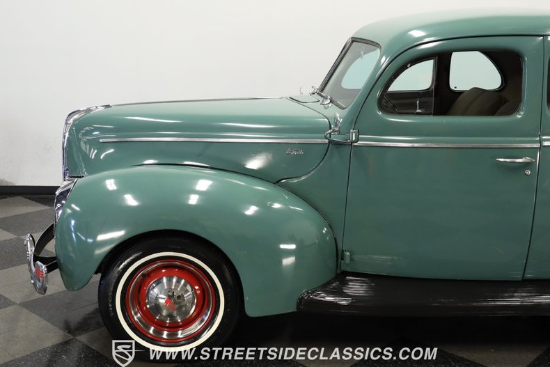 Ford-Coupe-1940-Antique-Green-Beige-24