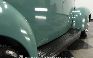Ford-Coupe-1940-Antique-Green-Beige-28
