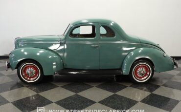 Ford-Coupe-1940-Antique-Green-Beige