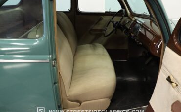 Ford-Coupe-1940-Antique-Green-Beige-42