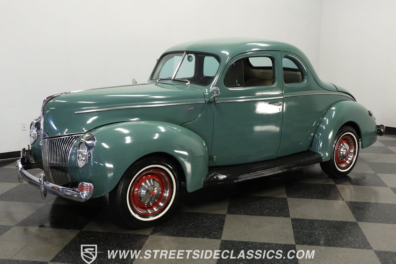 Ford-Coupe-1940-Antique-Green-Beige-7