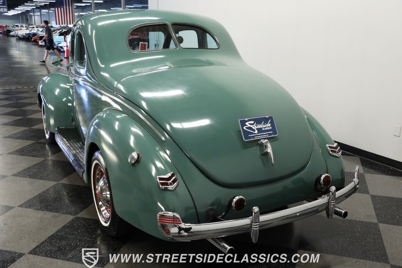Ford-Coupe-1940-Antique-Green-Beige-9