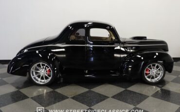Ford-Coupe-1940-Black-Tan-12