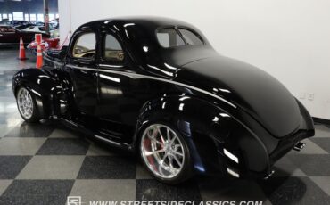 Ford-Coupe-1940-Black-Tan-21