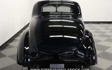 Ford-Coupe-1940-Black-Tan-23