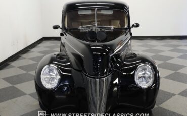 Ford-Coupe-1940-Black-Tan-27
