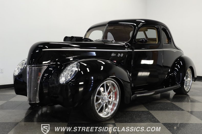 Ford-Coupe-1940-Black-Tan-31
