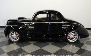 Ford-Coupe-1940-Black-Tan