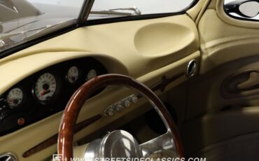 Ford-Coupe-1940-Black-Tan-45