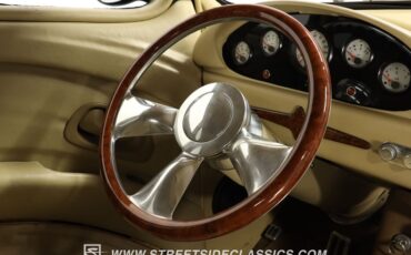 Ford-Coupe-1940-Black-Tan-48