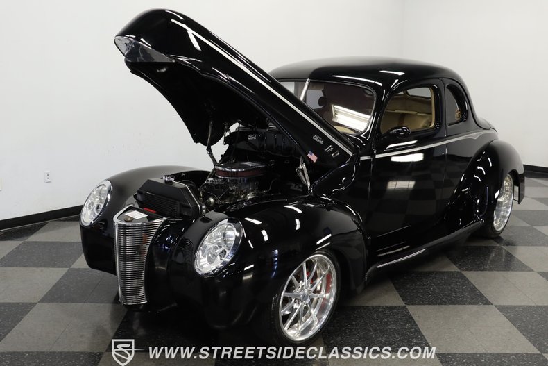 Ford-Coupe-1940-Black-Tan-5
