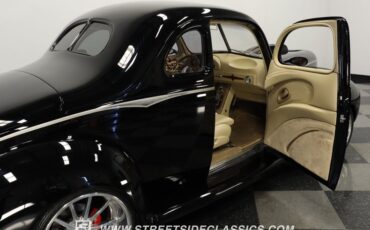 Ford-Coupe-1940-Black-Tan-8