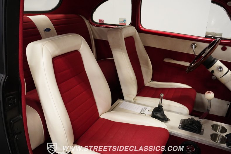 Ford-Coupe-1941-Matte-Black-Red-14