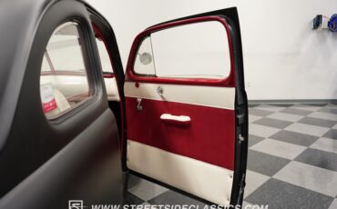 Ford-Coupe-1941-Matte-Black-Red-24