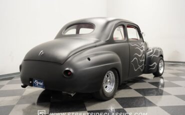 Ford-Coupe-1941-Matte-Black-Red-26