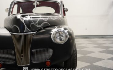 Ford-Coupe-1941-Matte-Black-Red-34
