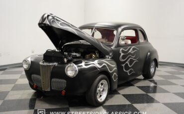 Ford-Coupe-1941-Matte-Black-Red-39