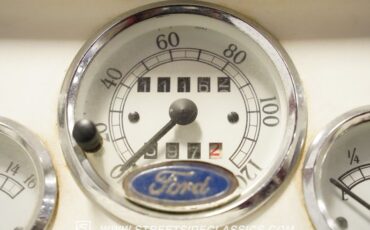 Ford-Coupe-1941-Matte-Black-Red-45