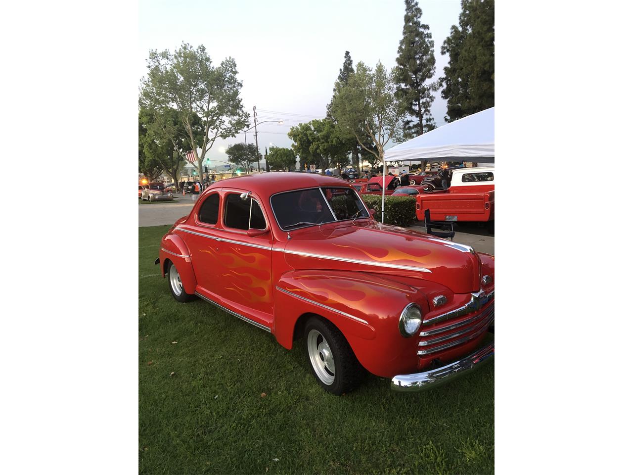 Ford-Coupe-1946-Red-w-flames-Redblk-2