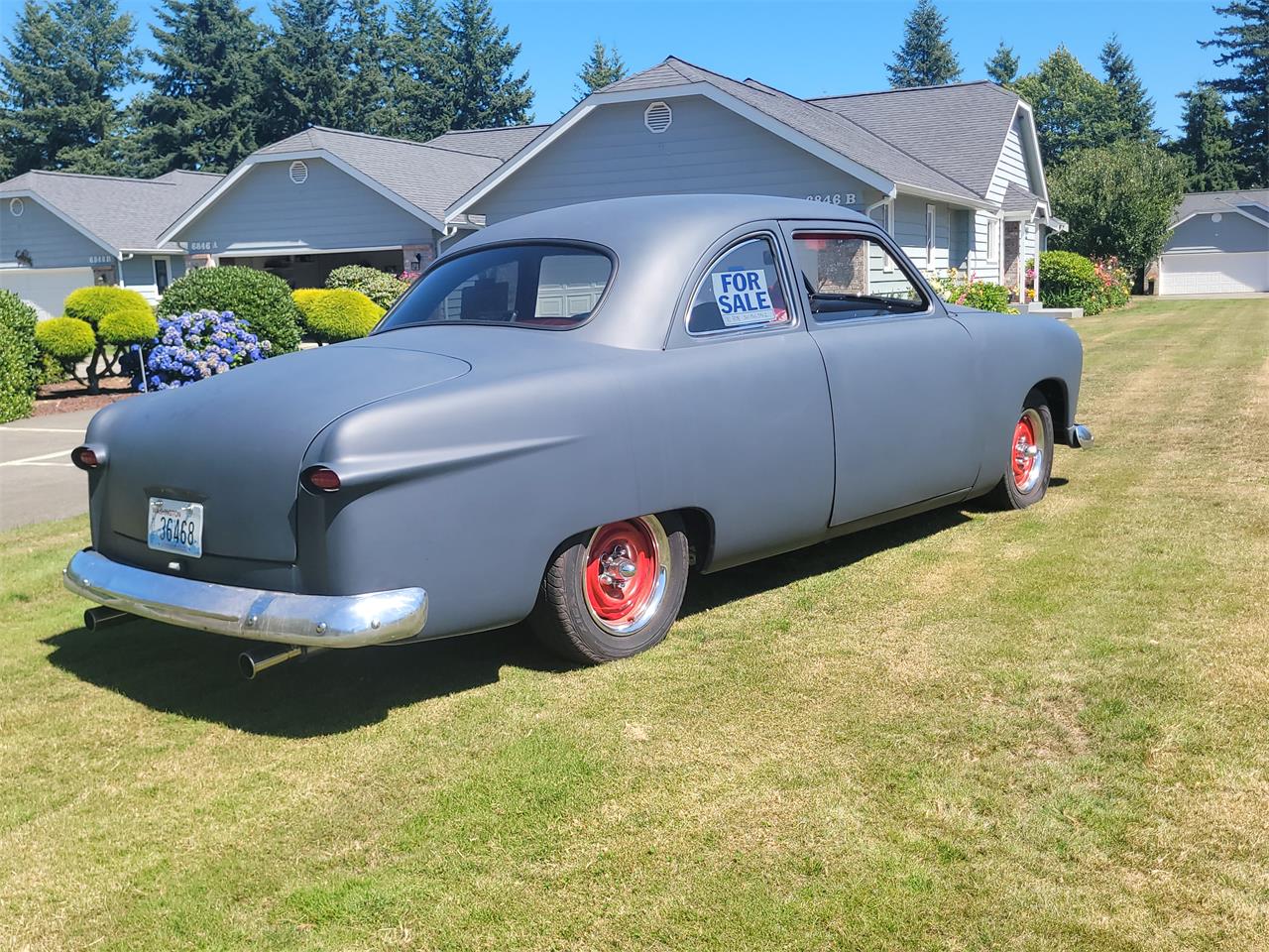 Ford-Coupe-1949-Primer-Red-and-Black-12