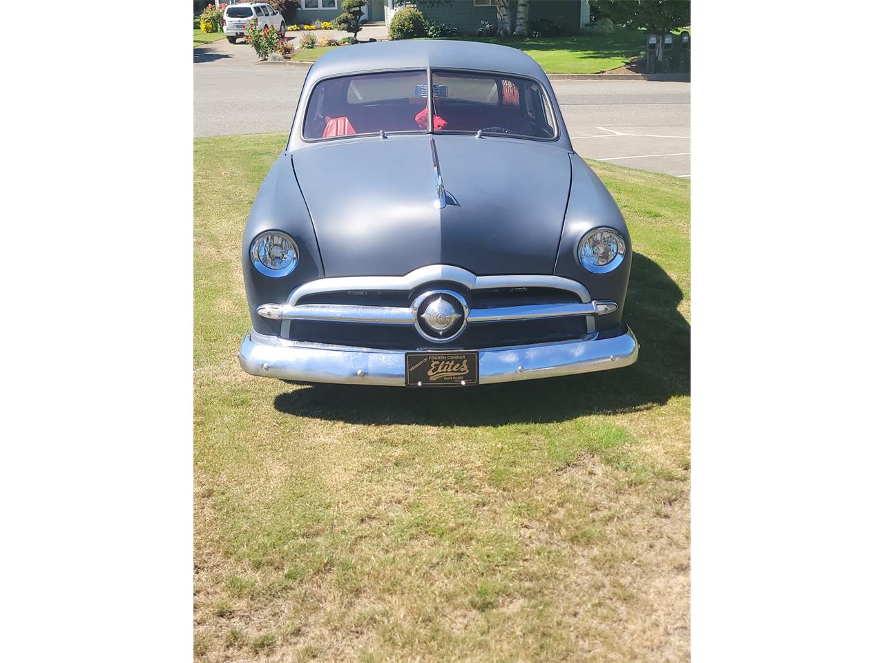 Ford-Coupe-1949-Primer-Red-and-Black-3