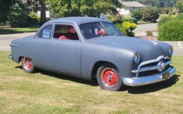 Ford-Coupe-1949-Primer-Red-and-Black