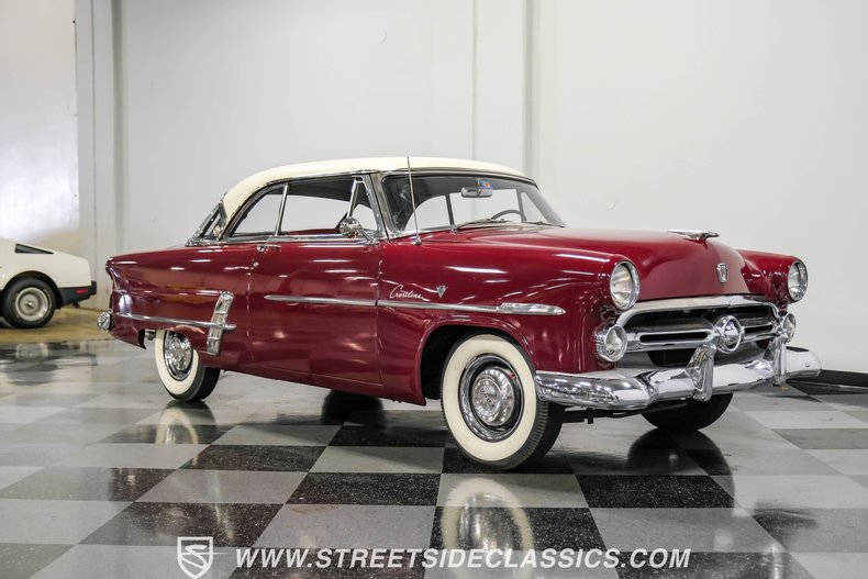 Ford-Crestline-1952-Maroon-Maroon-18