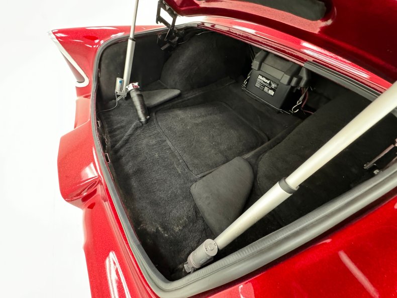 Ford-Crestline-1953-Metalflake-Red-Black-1