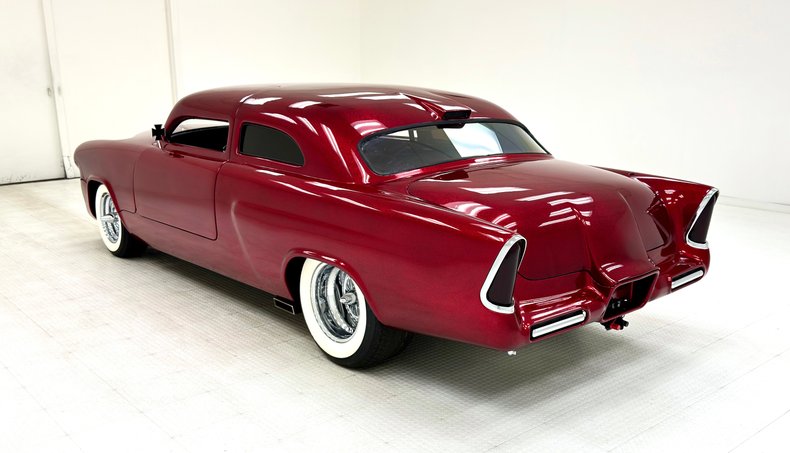 Ford-Crestline-1953-Metalflake-Red-Black-10
